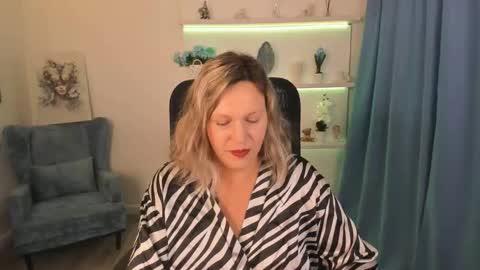 ninastarle online show from September 20, 5:19 am