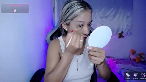 ninatinydoll1 online show from November 12, 8:48 am