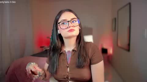 ninavolkov online show from March 4, 10:05 pm