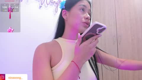 Nina online show from February 3, 7:19 pm