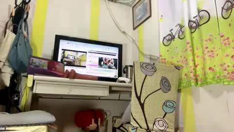 Snapshot of ninfo_puta chatting on November 19, 1:55 pm Ninfo Puta online show from November 19, 1:55 pm