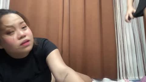 nini_luvskorn online show from April 1, 1:41 pm