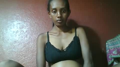 ninie246746 online show from January 8, 8:29 pm