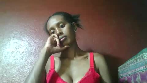 ninie246746 online show from January 18, 6:10 pm