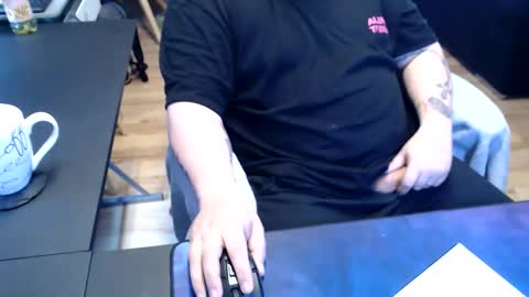 Snapshot of ninocut6 chatting on March 26, 9:15 am ninocut6 online show from March 26, 9:15 am