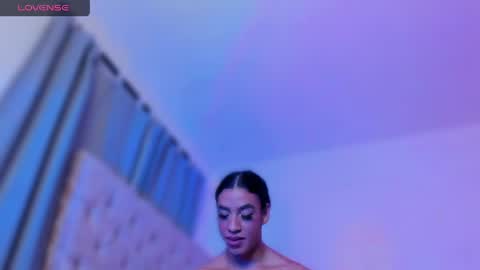 Ninon Beart online show from May 15, 11:34 pm