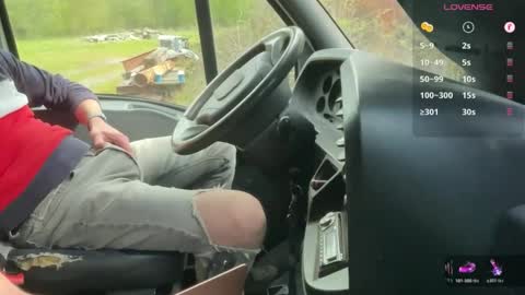 Snapshot of ninosolo_35 chatting on April 2, 2:04 pm ninosolo 35 online show from April 2, 2:04 pm