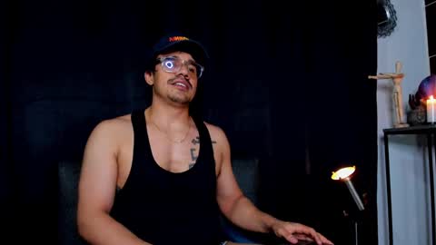 Snapshot of nipsfetich chatting on January 24, 2:39 am Steven online show from January 24, 2:39 am