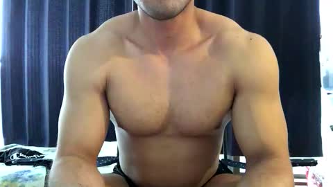 nipspitslover online show from March 25, 5:35 am