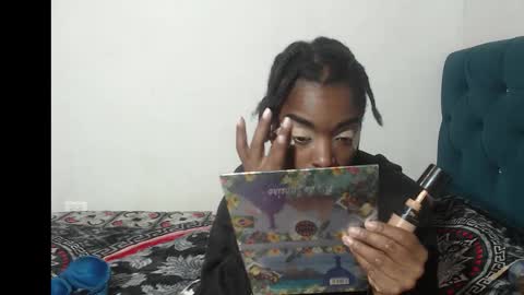 Snapshot of nirak_sf chatting on October 20, 12:38 pm Nirak online show from October 20, 12:38 pm