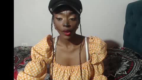 Snapshot of nirak_sf chatting on October 29, 8:54 pm Nirak online show from October 29, 8:54 pm