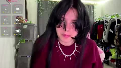 Snapshot of nishazenisek chatting on June 26, 4:55 pm Alice online show from June 26, 4:55 pm