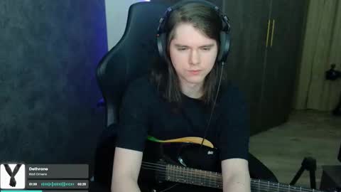 Snapshot of nitroshade chatting on February 14, 3:11 am nitroshade online show from February 14, 3:11 am