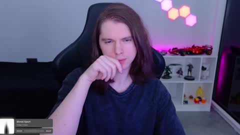 Snapshot of nitroshade chatting on January 8, 11:07 pm nitroshade online show from January 8, 11:07 pm