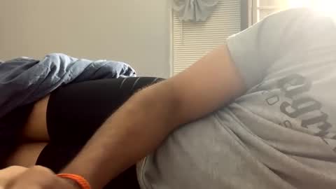 Snapshot of nits1988 chatting on February 21, 1:55 am nitz online show from February 21, 1:55 am