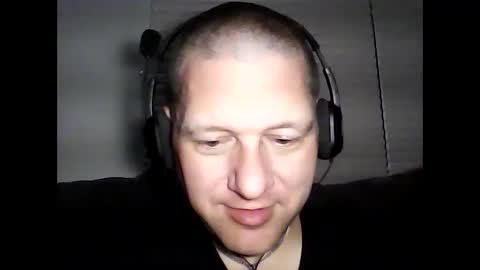 Snapshot of nm_man79 chatting on September 28, 2:39 am Colossus online show from September 28, 2:39 am