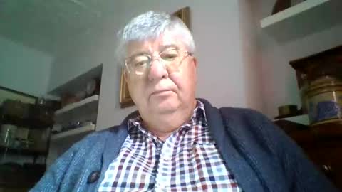 Snapshot of nn69uk chatting on November 20, 10:48 am NN69UK online show from November 20, 10:48 am