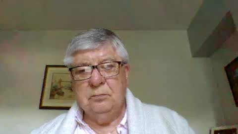 Snapshot of nn69uk chatting on May 5, 3:31 pm NN69UK online show from May 5, 3:31 pm