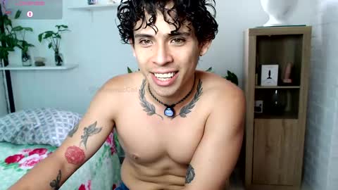 Snapshot of no_face_69 chatting on April 21, 2:56 pm x online show from April 21, 2:56 pm