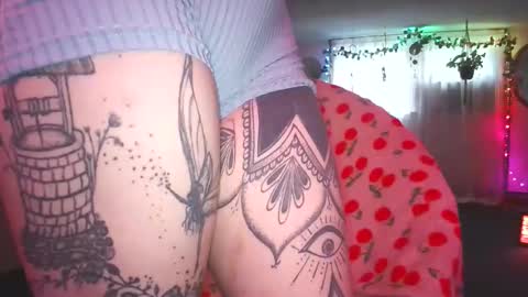 Leah online show from March 24, 11:59 am