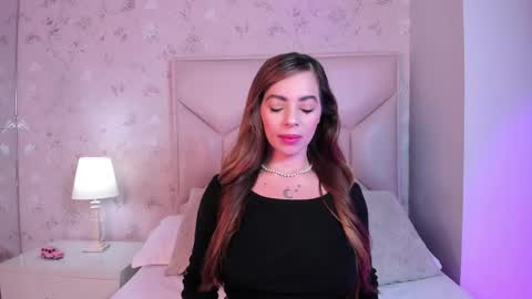   ambarsulliva  online show from February 2, 11:31 am