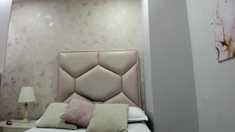   ambarsulliva  online show from February 10, 11:14 am