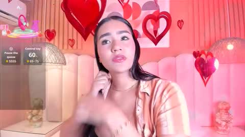 Snapshot of noa_moon chatting on February 11, 2:49 am Noa online show from February 11, 2:49 am