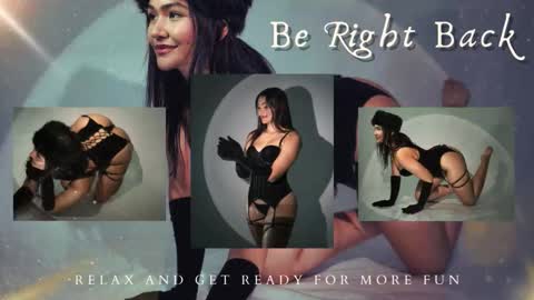 Snapshot of noa_moon chatting on February 20, 6:26 am Noa online show from February 20, 6:26 am