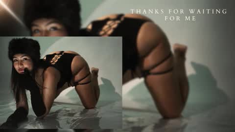 Snapshot of noa_moon chatting on March 15, 2:17 am Noa online show from March 15, 2:17 am