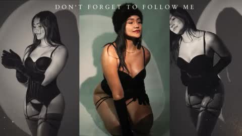 Snapshot of noa_moon chatting on March 22, 2:37 am Noa online show from March 22, 2:37 am