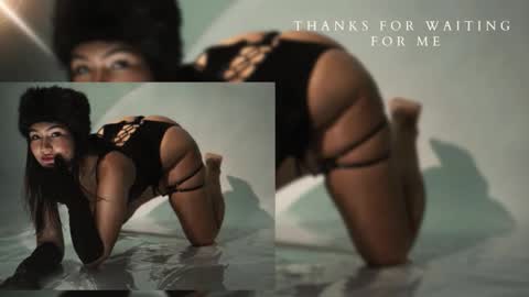 Snapshot of noa_moon chatting on March 27, 2:39 am Noa online show from March 27, 2:39 am