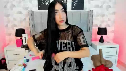 NATHALIA MORENO online show from February 26, 12:26 pm