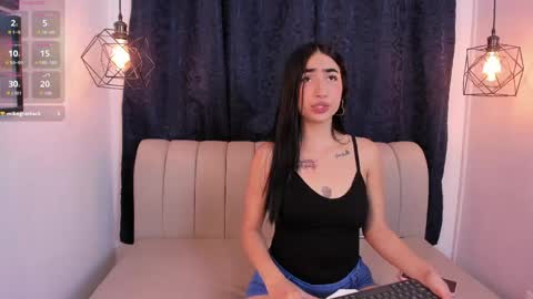 NATHALIA MORENO online show from April 29, 12:31 pm