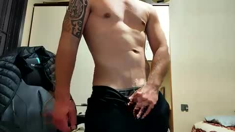 Snapshot of noablaze chatting on September 27, 12:15 am Blaze online show from September 27, 12:15 am