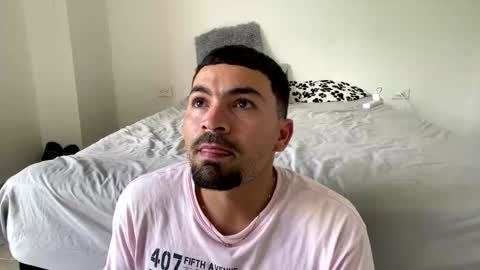 Snapshot of noah_3050 chatting on October 21, 5:35 pm noah_3050 online show from October 21, 5:35 pm