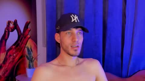 Noah Brigth online show from November 27, 1:40 am