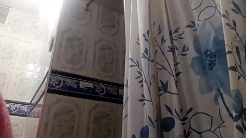 Snapshot of noah_carter16 chatting on May 7, 10:53 am NOAH online show from May 7, 10:53 am