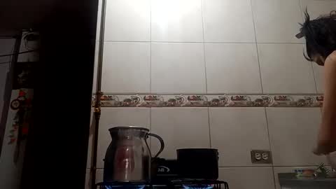 Snapshot of noah_carter16 chatting on May 12, 10:34 am NOAH online show from May 12, 10:34 am