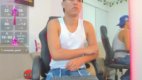 Snapshot of noah_carter66 chatting on October 8, 2:09 am noah online show from October 8, 2:09 am