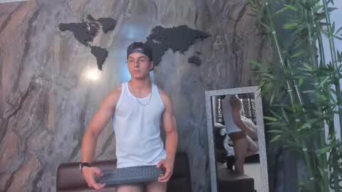 Noah online show from February 17, 11:22 pm