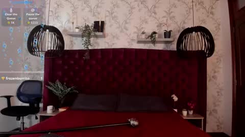 noah_dupont_ online show from November 12, 11:43 am