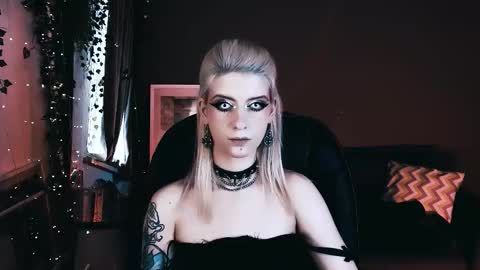 REAL name LiaDM are always open online show from October 5, 8:56 am