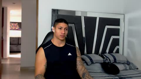 Noah Harris01 online show from August 5, 2:09 pm