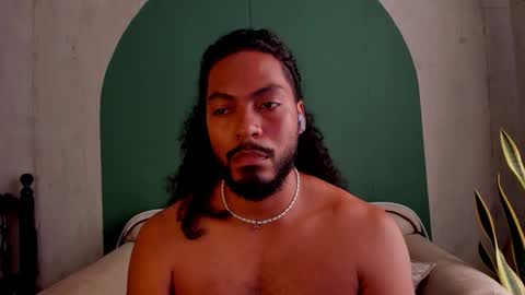 Noah online show from October 23, 8:18 pm