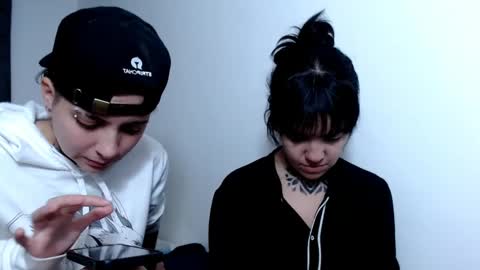 Snapshot of noah_martini chatting on February 25, 2:03 am noah hehim online show from February 25, 2:03 am