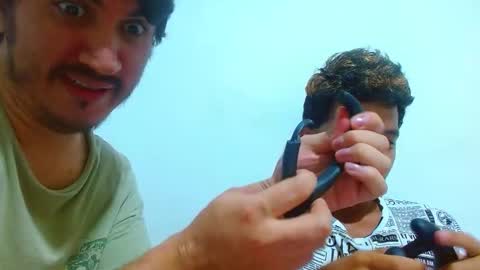 noah_meyer_ online show from October 1, 7:47 am