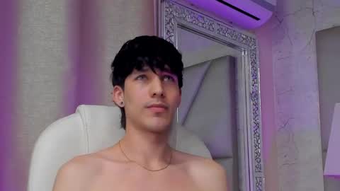 Noah NEW INDEPENDENT ACCOUNT online show from April 17, 4:26 am