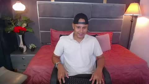 NOAH online show from June 11, 1:49 am