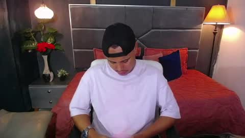NOAH online show from June 17, 1:19 am