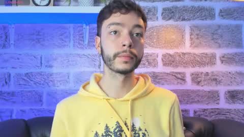    online show from November 9, 11:03 pm